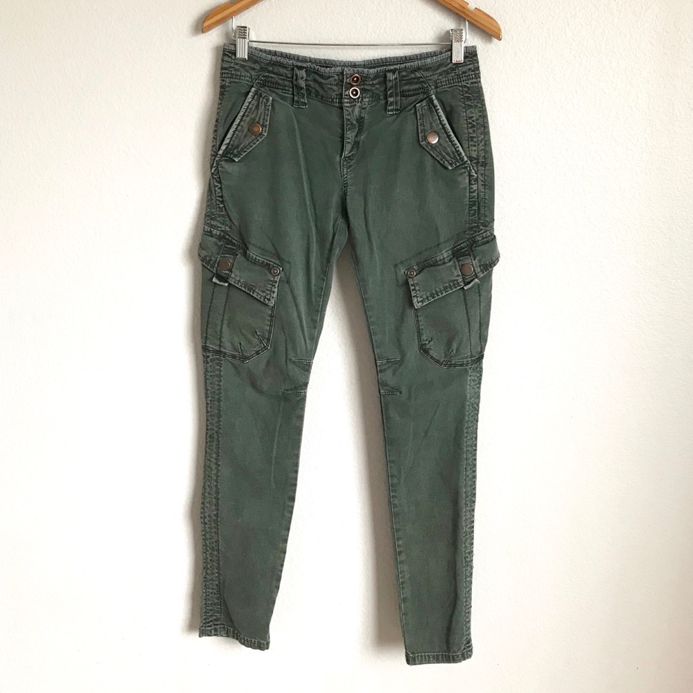 FREE PEOPLE distressed utility skinny jean.